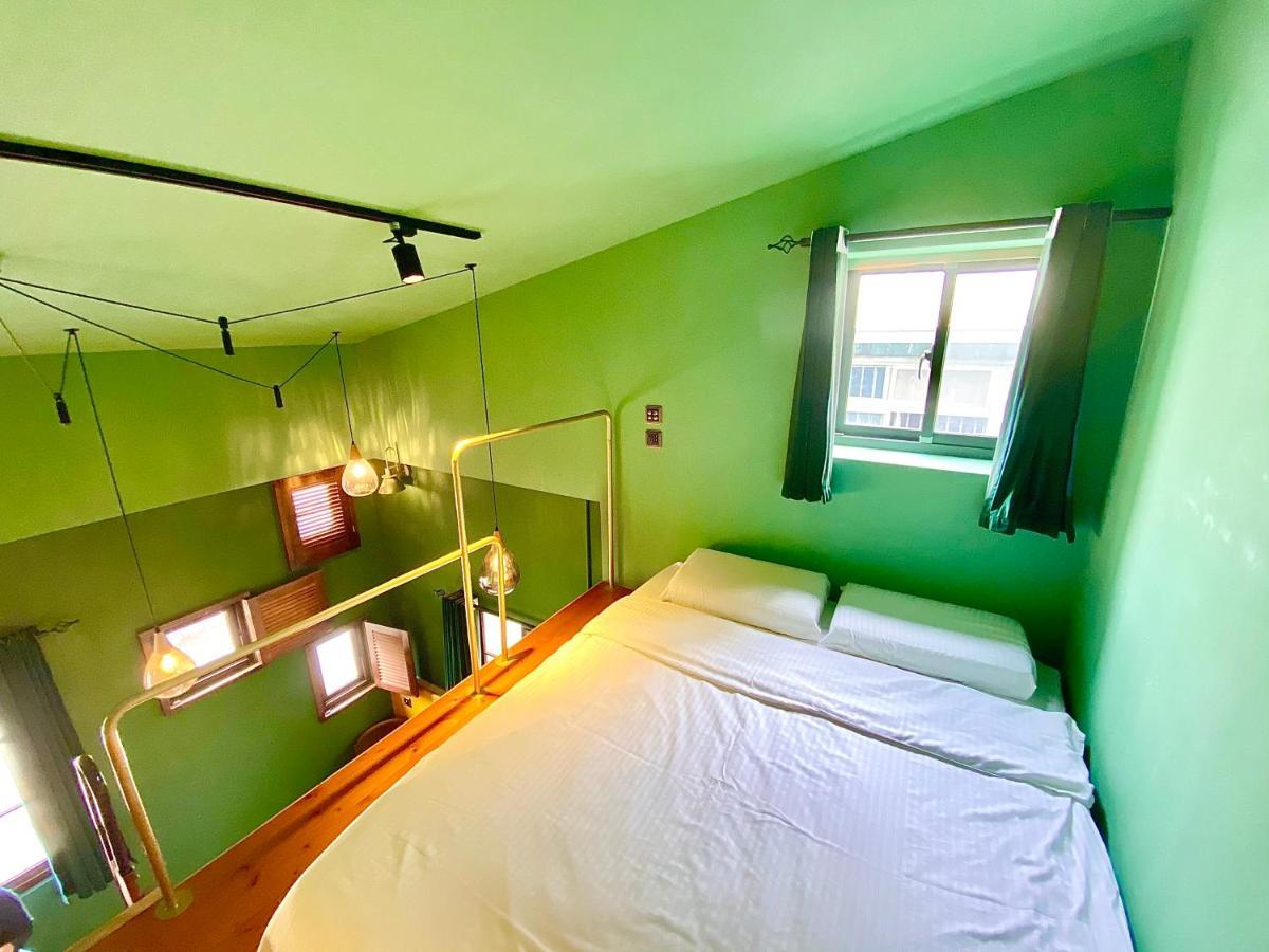 Tsai Yun Inn Tainan Extérieur photo