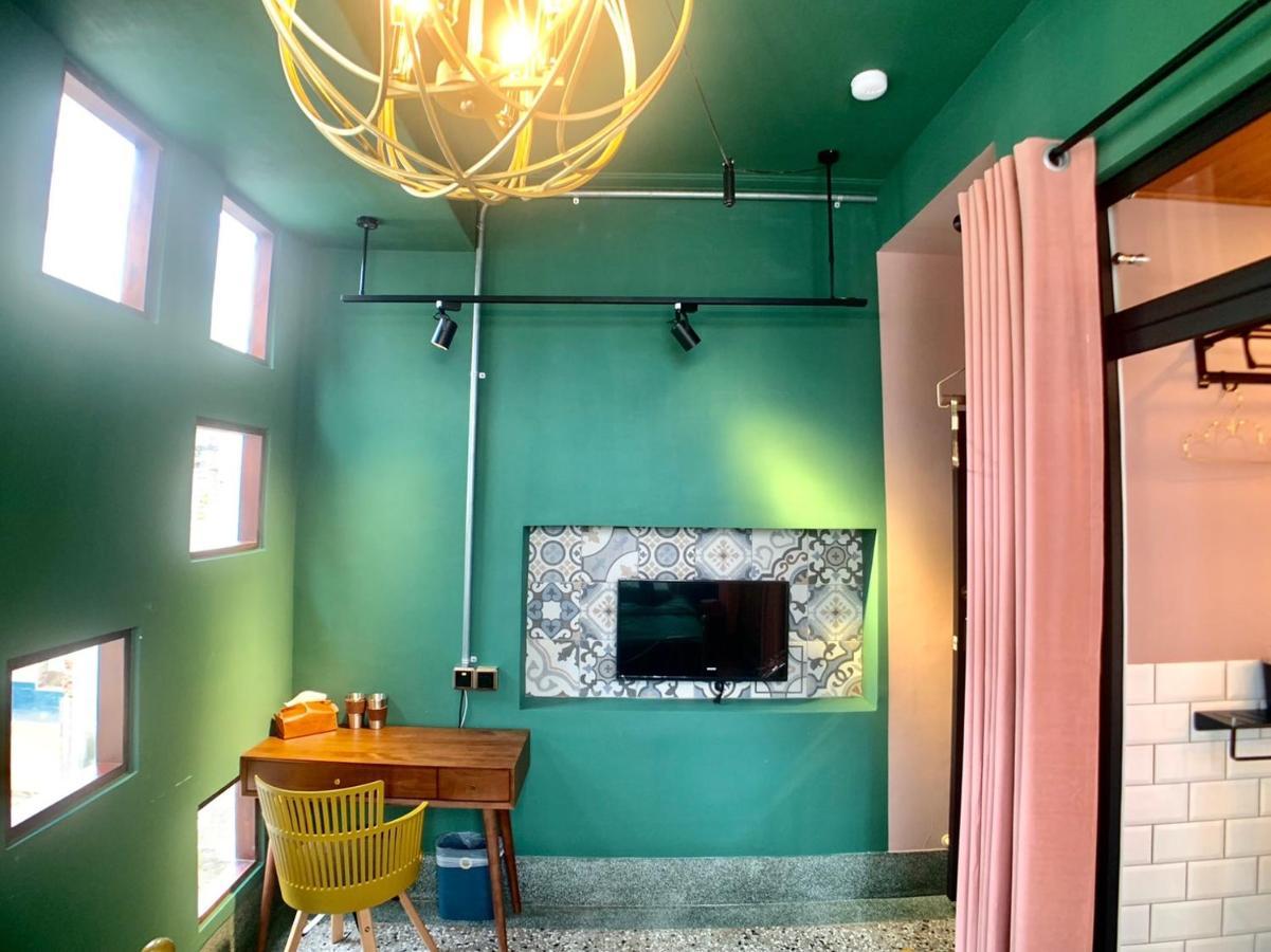 Tsai Yun Inn Tainan Extérieur photo