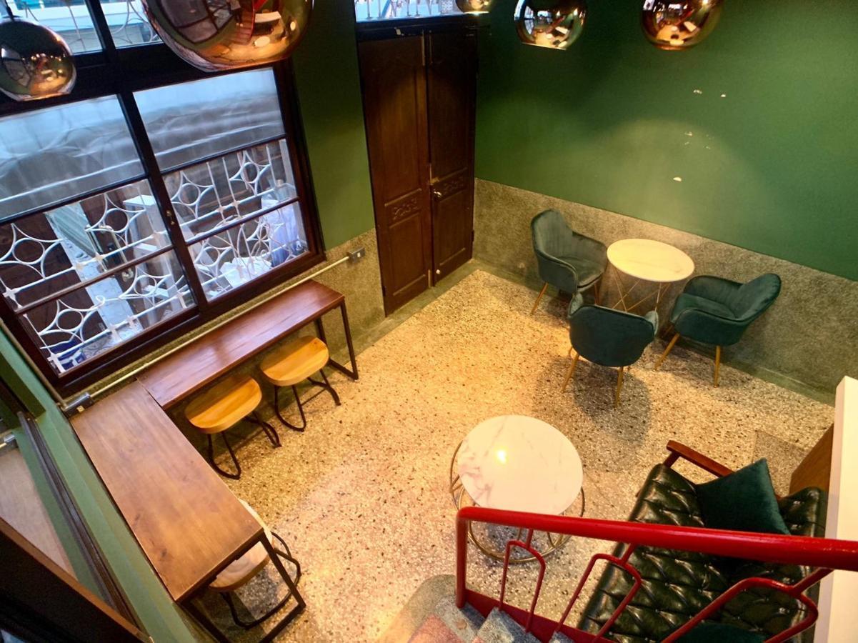Tsai Yun Inn Tainan Extérieur photo
